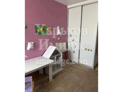 Продам 3-х комнатную квартиру на 8 этаже 9 этажного дома новострой Жилой Комплекс Мира 1 метро Масельского